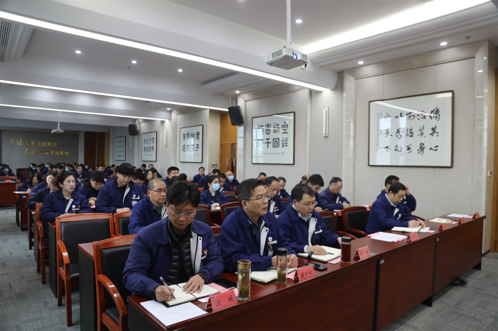 IMG_8629.jpg IMG_8629.jpg